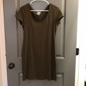 H&M olive green T-shirt dress